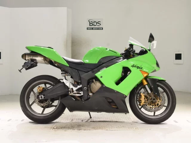 Kawasaki ZX-6R лот № 0295 оценка 4  с аукциона в Японии