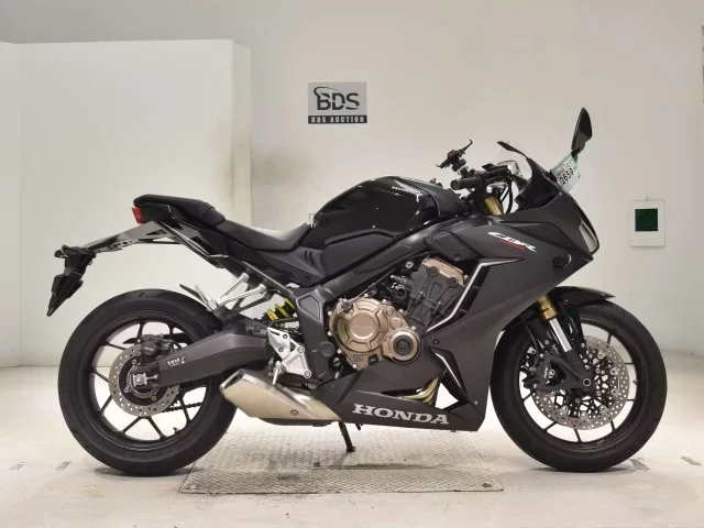 Honda CBR650R лот № 2659 оценка 5  с аукциона в Японии