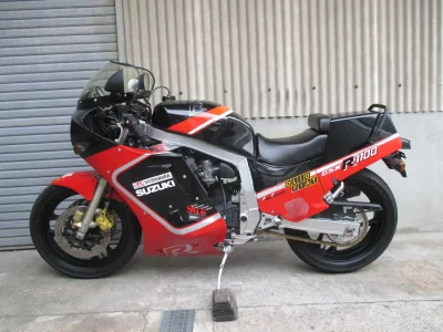 Suzuki GSX-R1100  с аукциона в Японии