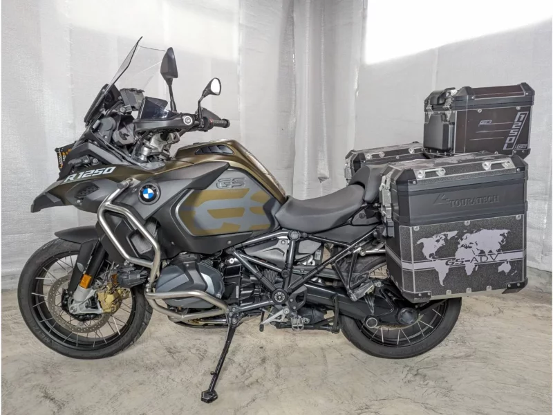 BMW  R1250GS ADVENTURE лот № 02093 оценка 4  с аукциона в Японии