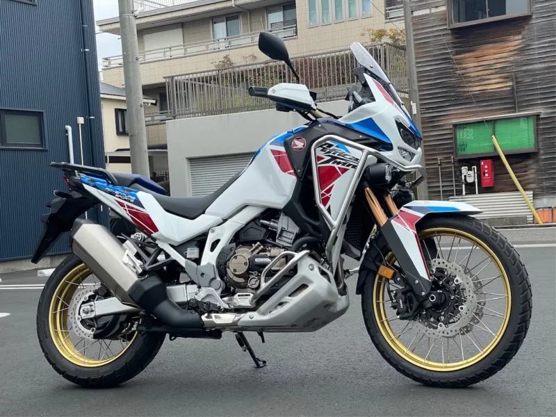 Honda CRF1100L ADV ES DCT лот № 04130 оценка 6  с аукциона в Японии