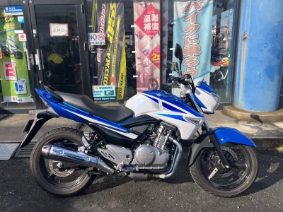 Suzuki GSR250  с аукциона в Японии