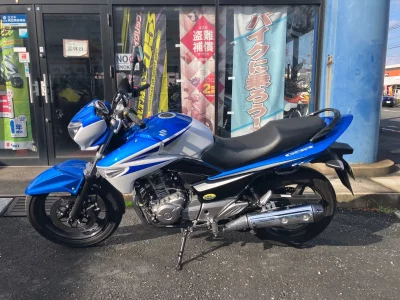 Suzuki GSR250  с аукциона в Японии