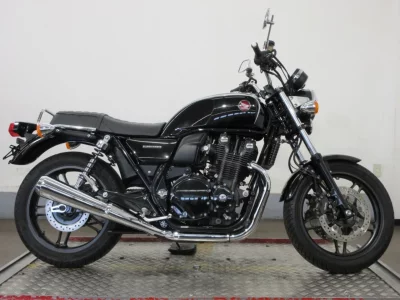 Honda CB1100 2021