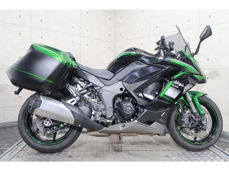 Kawasaki Ninja 1000SX лот № 00338 оценка 4  с аукциона в Японии