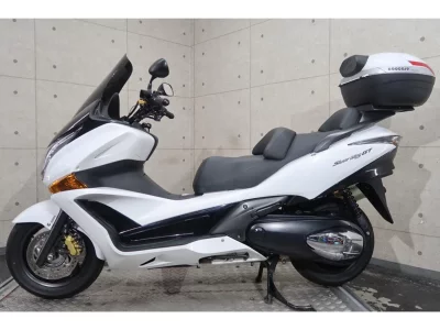 Honda SILVERWING400GT  с аукциона в Японии
