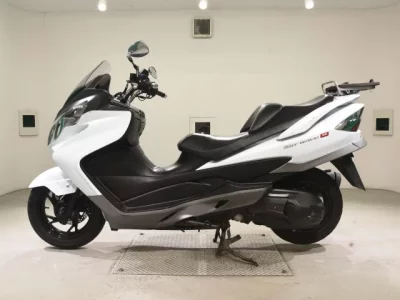 Suzuki SKYWAVE 250M  с аукциона в Японии