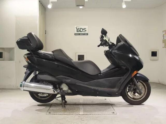 Honda FORZA X лот № 7551 оценка 4  с аукциона в Японии