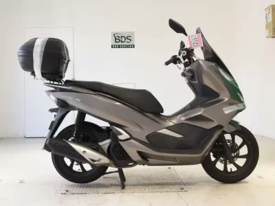 Honda PCX150-3