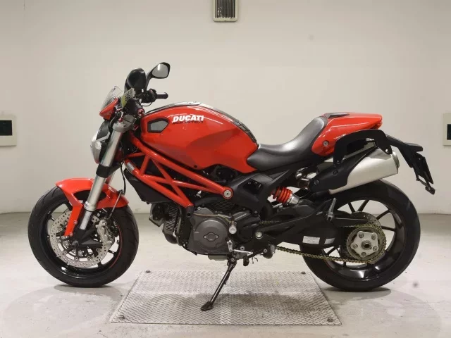 Ducati DUCATI MONSTER 796 ABS