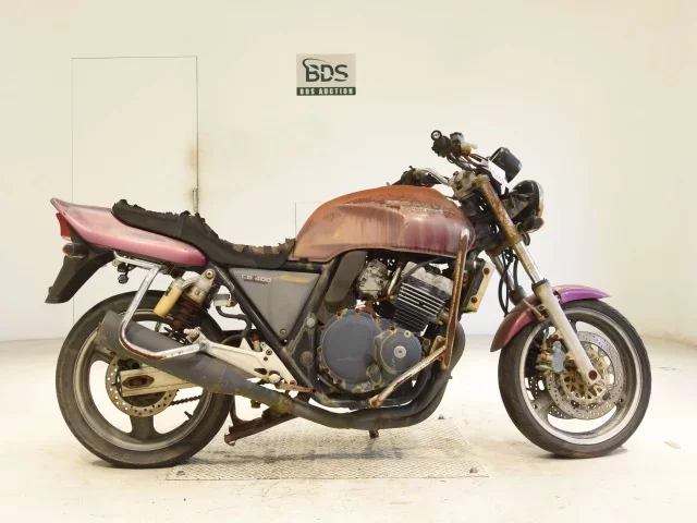 Honda CB400SFK SHO LOUIS NOT EQUIPPED