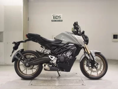 Honda CB125R-2