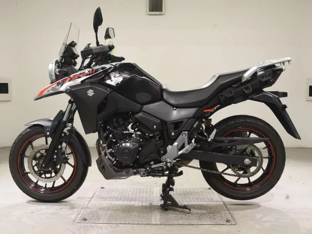 Suzuki V STROM 250A