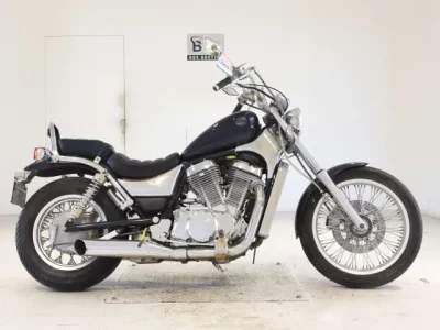 Suzuki INTRUDER 750 SHO LOUIS NOT EQUIPPED