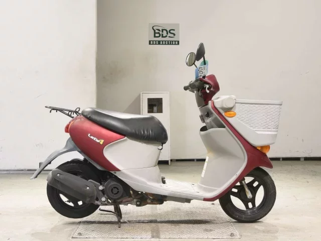 Suzuki LET S4