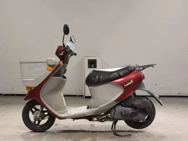 Suzuki LET S4