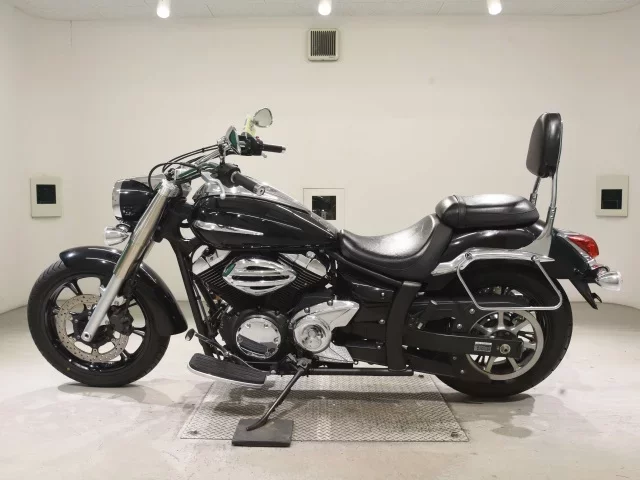 Yamaha XVS950