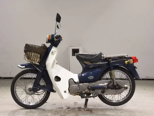Honda C90