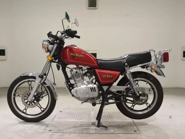 Suzuki GN125H