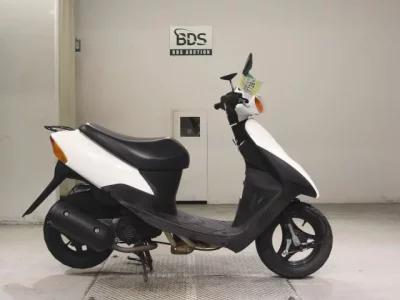 Suzuki LET S2