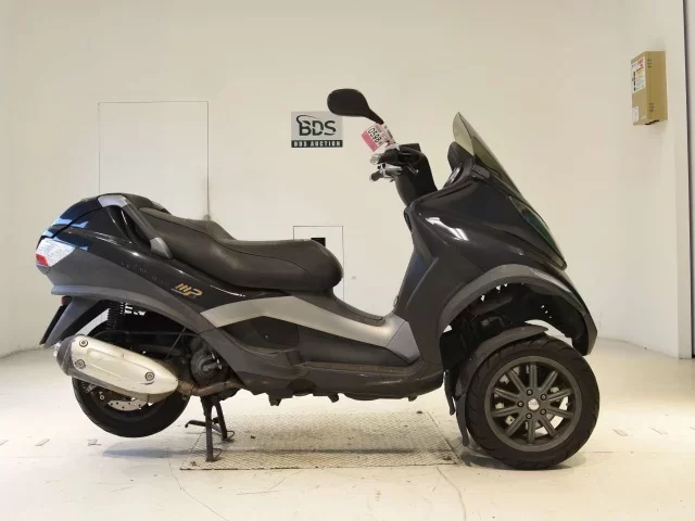 Piaggio PIAGGIO MP3 250