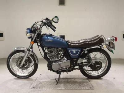 Yamaha SR400-5  с аукциона в Японии