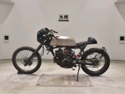 Yamaha SEROW 225-2