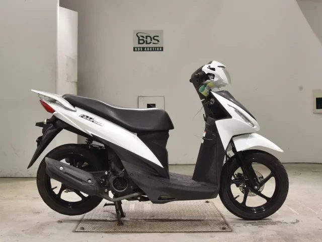 Suzuki ADDRESS110-2