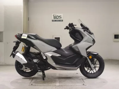 Honda ADV160