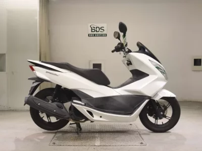 Honda PCX125-2