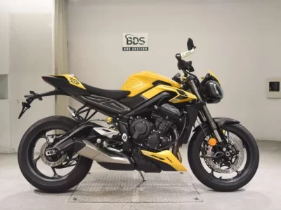 Triumph TRIUMPH STREET TRIPLE RS  с аукциона в Японии