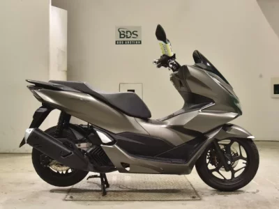 Honda PCX125-4