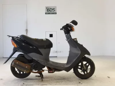 Suzuki LET S2