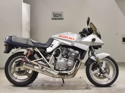 Suzuki GSX250 KATANA