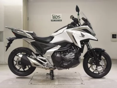 Honda NC750XD-3