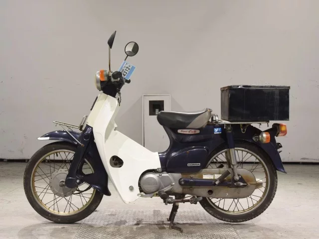 Honda C90