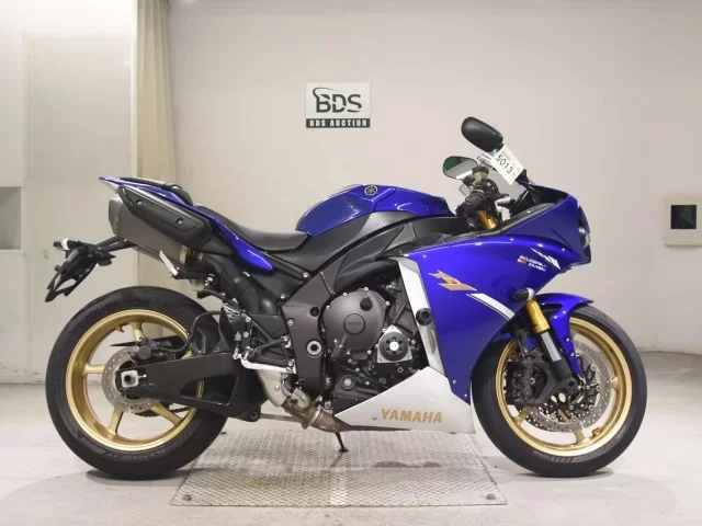 Yamaha YZF-R1 лот № 5013 оценка 4  с аукциона в Японии