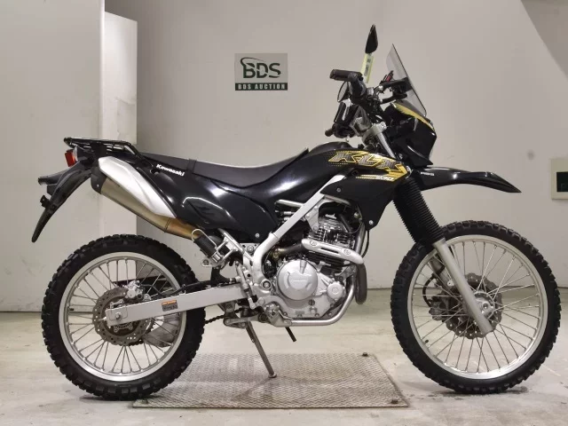 Kawasaki KLX230 лот № 2536 оценка 5  с аукциона в Японии