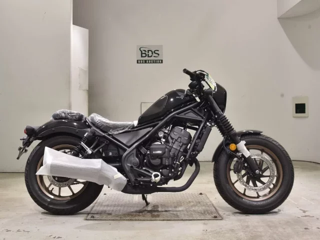 Honda REBEL 250SE CLUTCH лот № 2661 оценка 9  с аукциона в Японии
