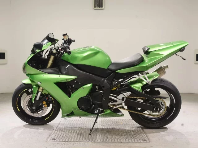 Yamaha YZF-R1