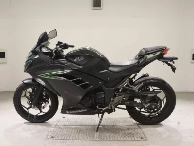 Kawasaki NINJA250  с аукциона в Японии