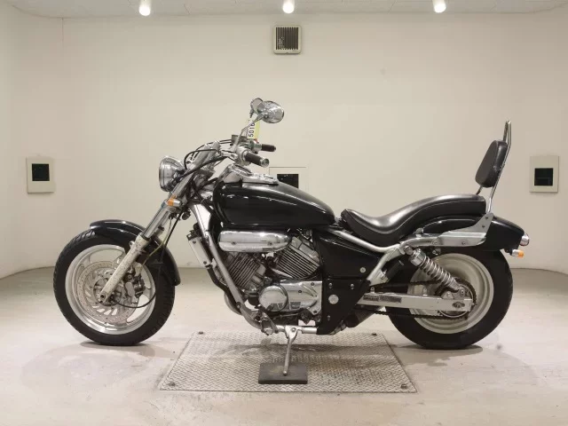 Honda MAGNA 250