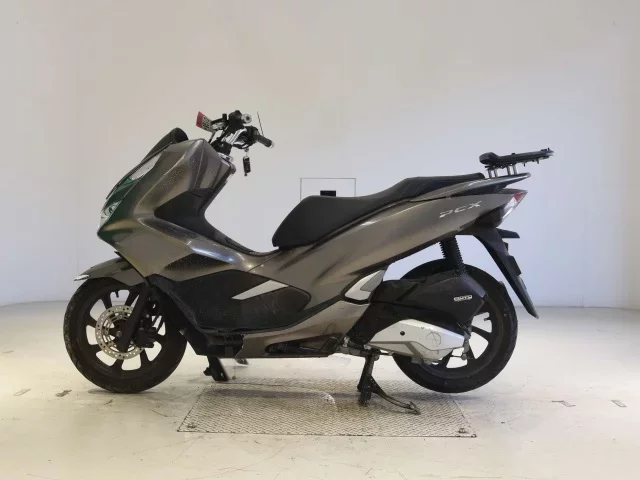 Honda PCX125-3