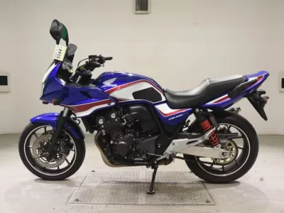 Honda CB400SFV-4 BOLDORABS  с аукциона в Японии