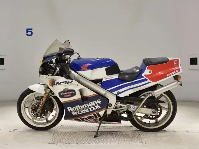 Honda NSR250R-3