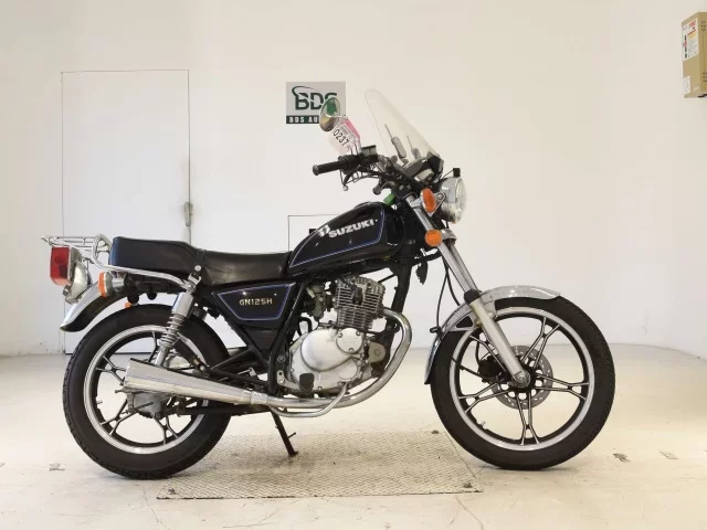 Suzuki GN125H