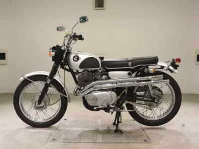 Honda CL72  с аукциона в Японии
