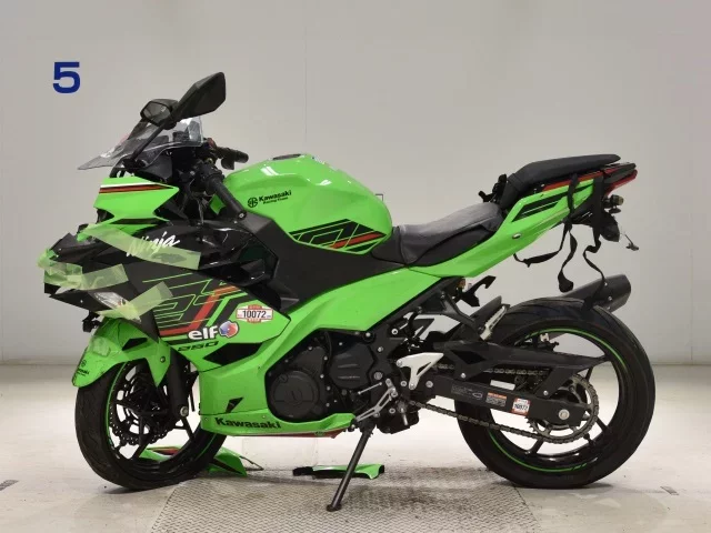 Kawasaki NINJA250-2