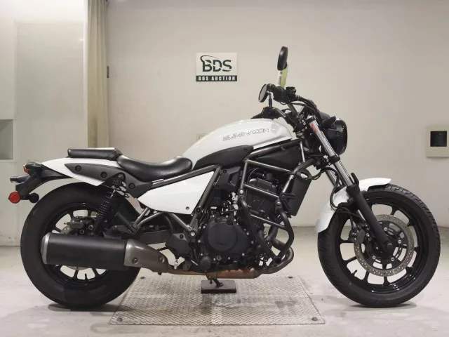 Kawasaki ELIMINATOR 400-3 лот № 5032 оценка 4  с аукциона в Японии