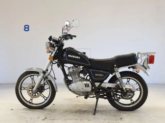 Suzuki GN125H